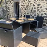 La Maison Des Volcans Cantal